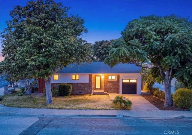 884 Lewis Street, Pomona, CA 91768