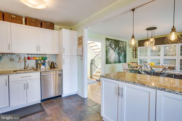 1640 WAINWRIGHT DR, Reston, VA 20190