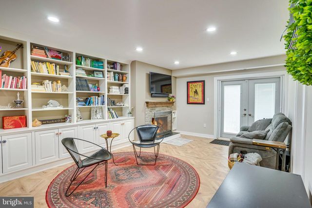 1640 WAINWRIGHT DR, Reston, VA 20190