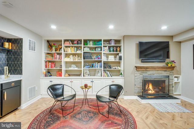 1640 WAINWRIGHT DR, Reston, VA 20190