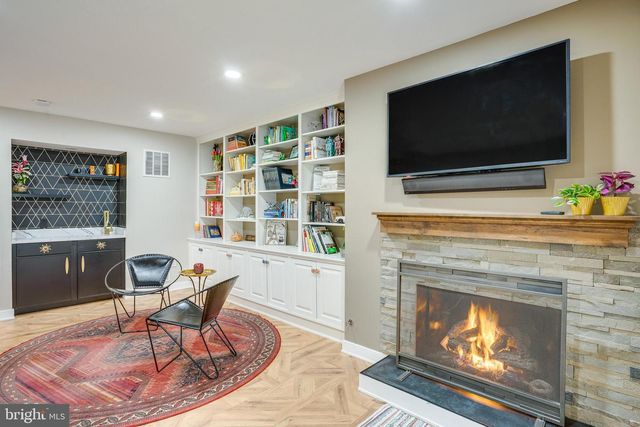 1640 WAINWRIGHT DR, Reston, VA 20190