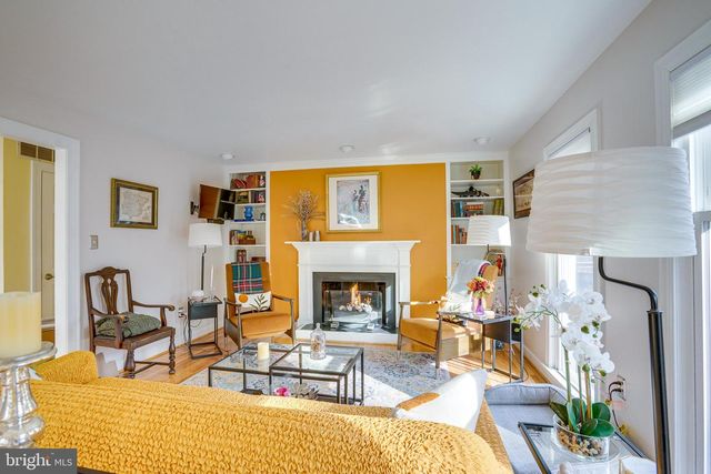 1640 WAINWRIGHT DR, Reston, VA 20190