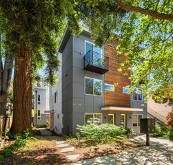 6408 14th Avenue NW #B, Seattle, WA 98107