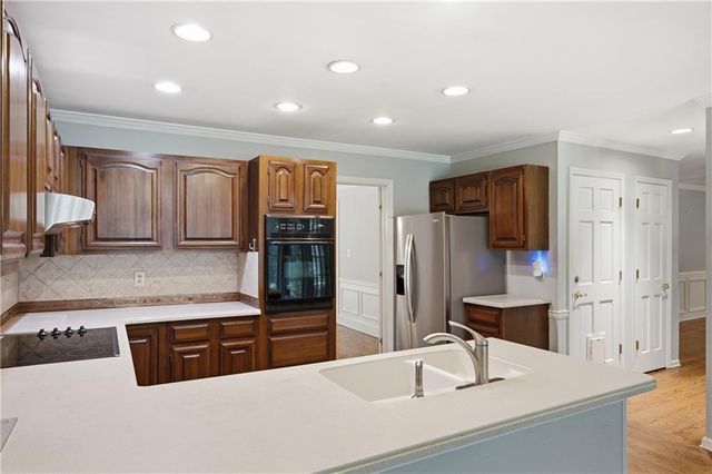 1365 Holly Bank Circle, Atlanta, GA 30338