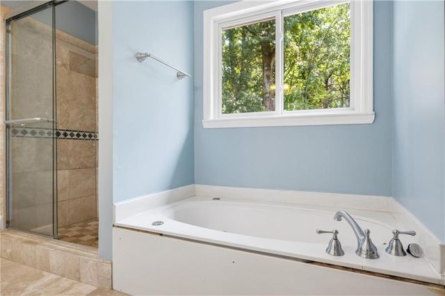 1365 Holly Bank Circle, Atlanta, GA 30338