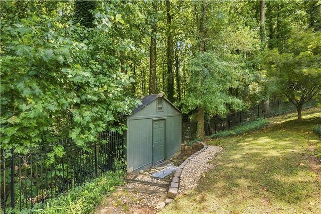 1365 Holly Bank Circle, Atlanta, GA 30338