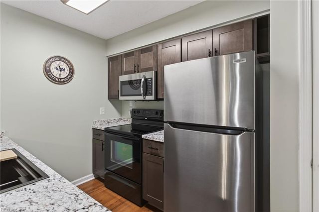 825 Brassie WAY, Newport News, VA 23602