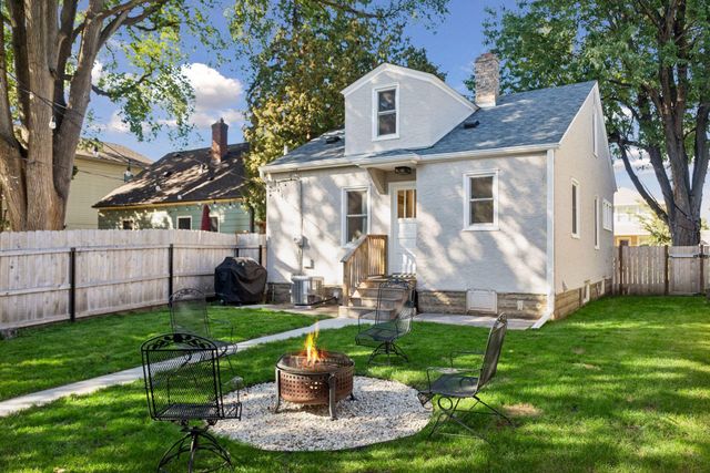 1318 Eleanor Avenue, Saint Paul, MN 55116