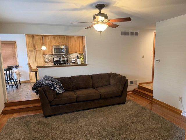 10515 Old Y Road, Mazomanie, WI 53560