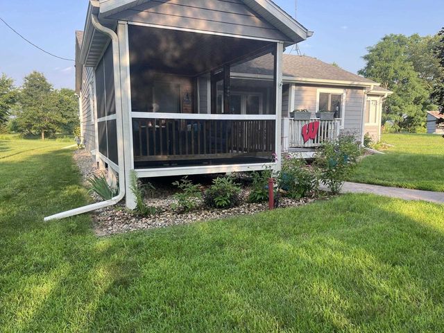 10515 Old Y Road, Mazomanie, WI 53560