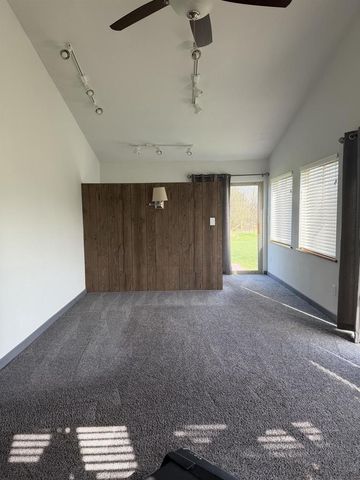 10515 Old Y Road, Mazomanie, WI 53560
