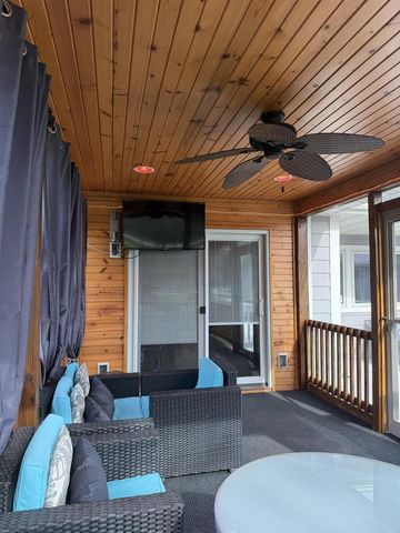 10515 Old Y Road, Mazomanie, WI 53560