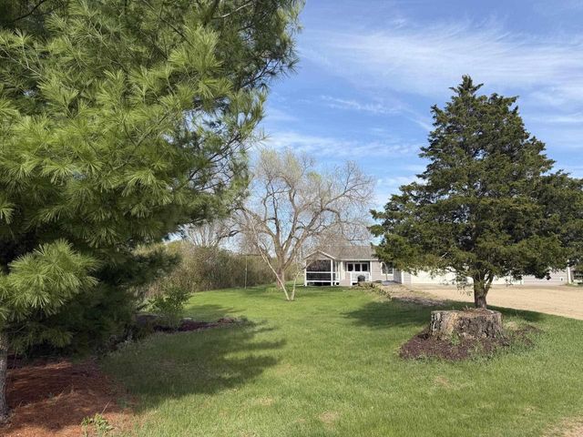 10515 Old Y Road, Mazomanie, WI 53560