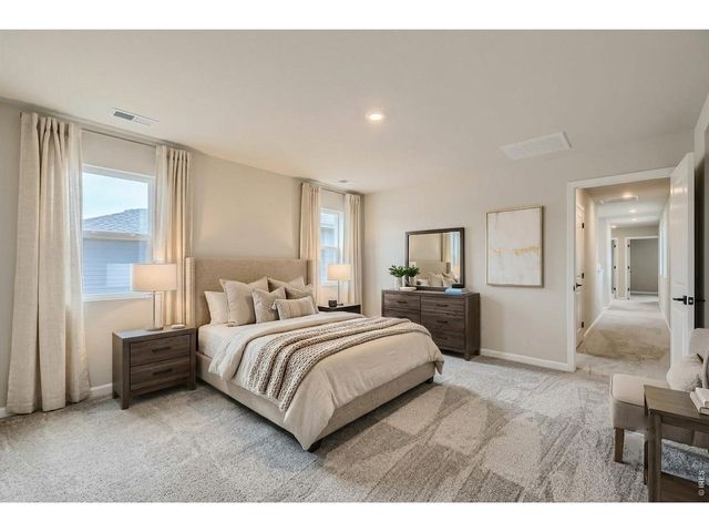2442 Heyworth Ln, Fort Collins, CO 80524
