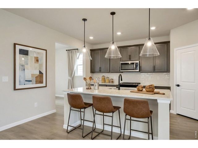 2442 Heyworth Ln, Fort Collins, CO 80524
