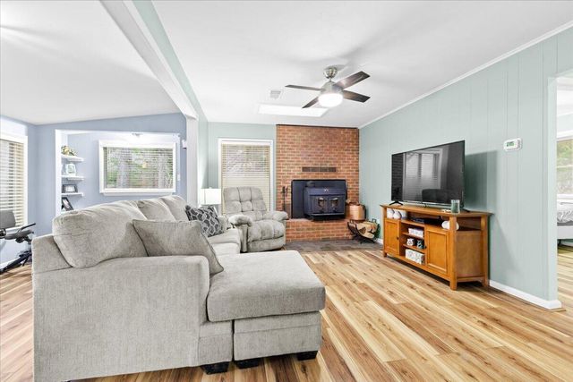 6742 Upper Craigs Creek RD, Catawba, VA 24070