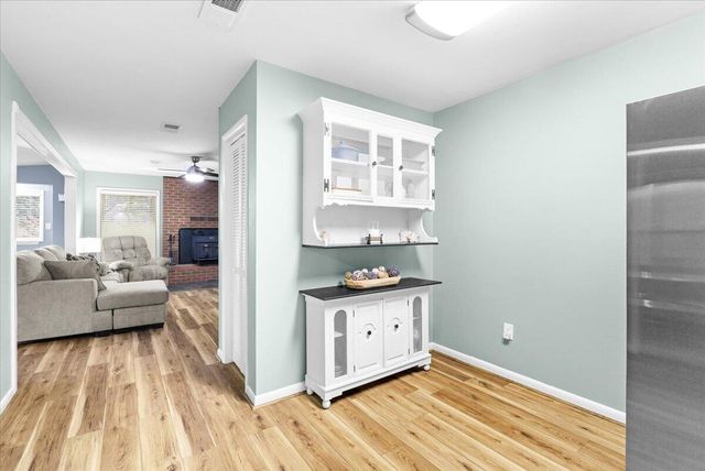 6742 Upper Craigs Creek RD, Catawba, VA 24070