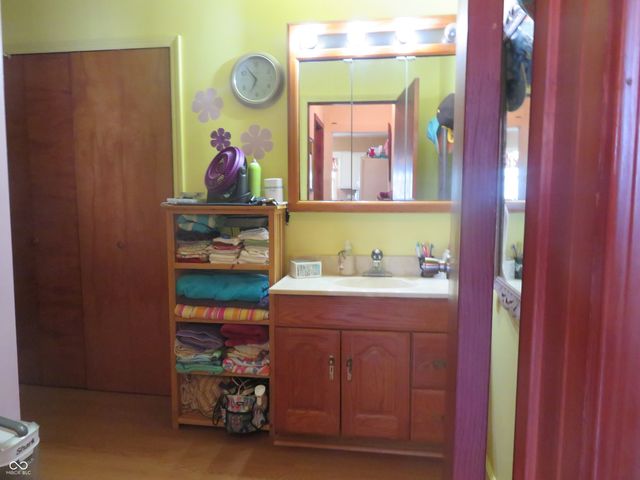 202 N West Street, Alexandria, IN 46001