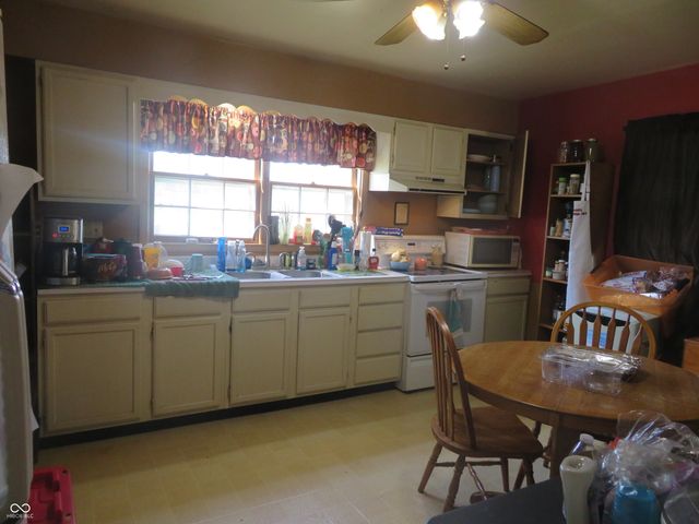 202 N West Street, Alexandria, IN 46001