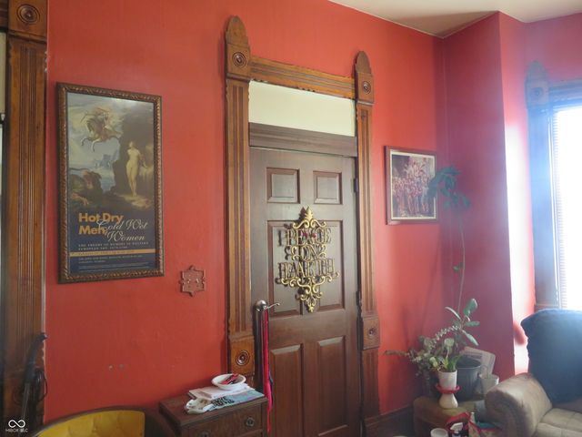 202 N West Street, Alexandria, IN 46001