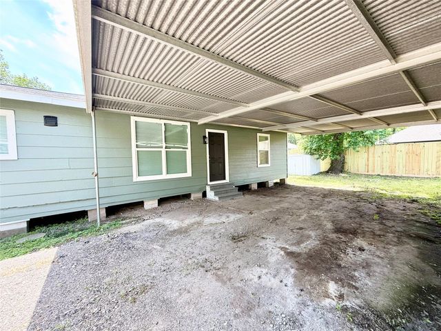 2237 Wilburforce Street, Houston, TX 77091