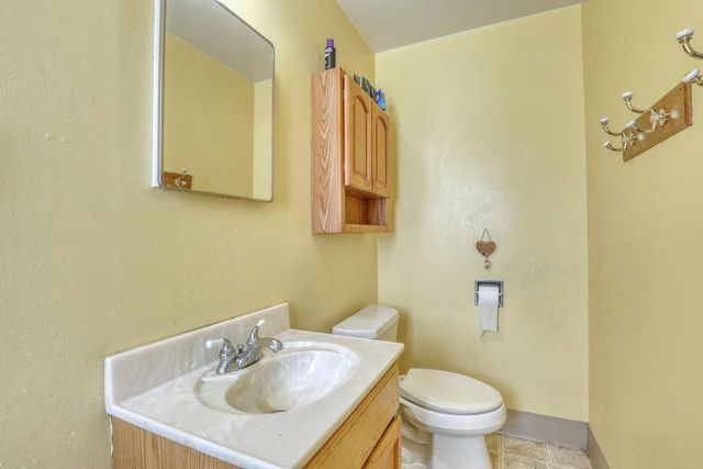 6163 S Kirkwood AVENUE, Cudahy, WI 53110