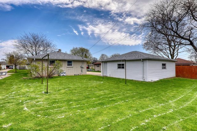 6163 S Kirkwood AVENUE, Cudahy, WI 53110