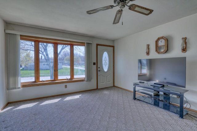 6163 S Kirkwood AVENUE, Cudahy, WI 53110