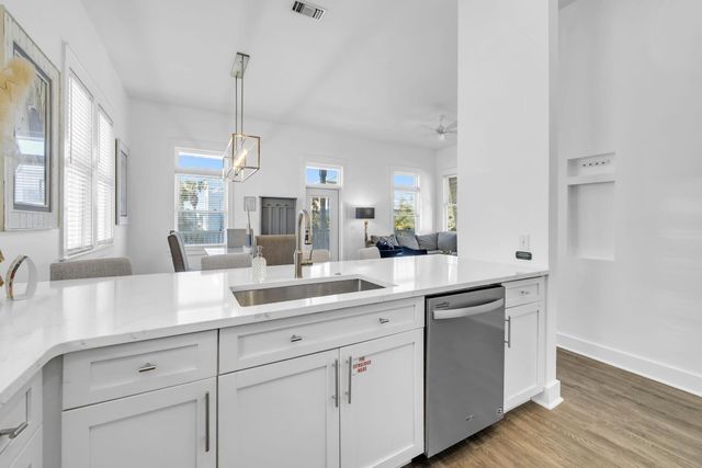 3595 Waverly Circle, Destin, FL 32541