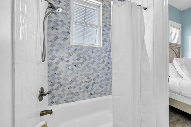 3595 Waverly Circle, Destin, FL 32541