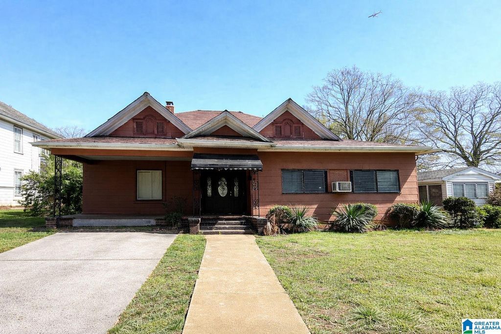 3015 AVENUE S, Birmingham, AL 35208