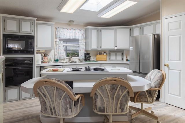 610 Wedelia Drive, Barefoot Bay, FL 32976