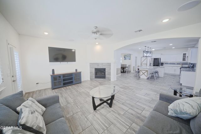 12609 Globe Mallow Drive, El Paso, TX 79928