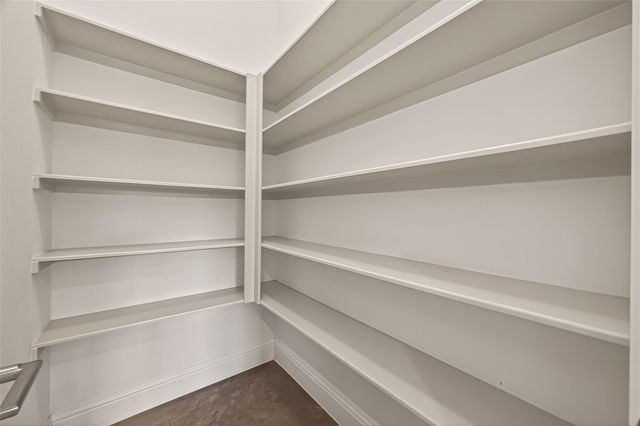 2209 Silverbonnet Street, Houston, TX 77055