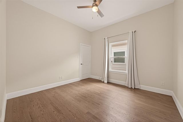 2209 Silverbonnet Street, Houston, TX 77055