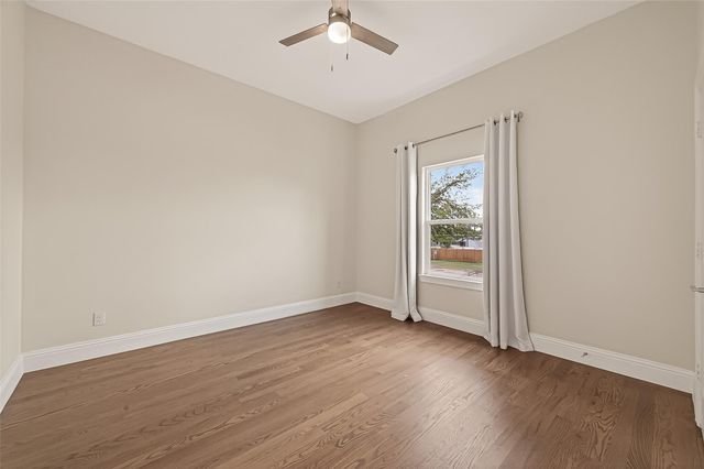 2209 Silverbonnet Street, Houston, TX 77055