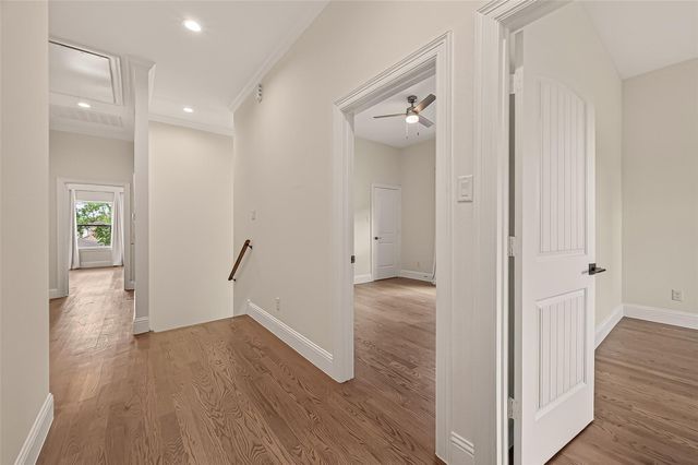 2209 Silverbonnet Street, Houston, TX 77055