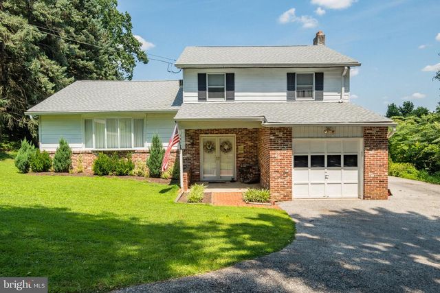 1512 FLAT ROCK RD, Penn Valley, PA 19072
