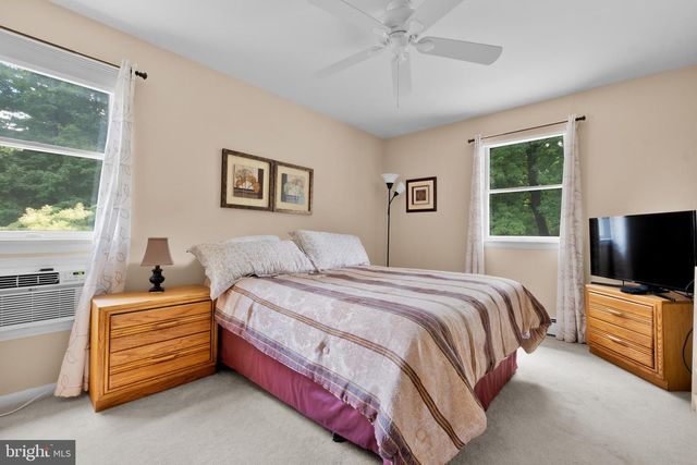 1512 FLAT ROCK RD, Penn Valley, PA 19072