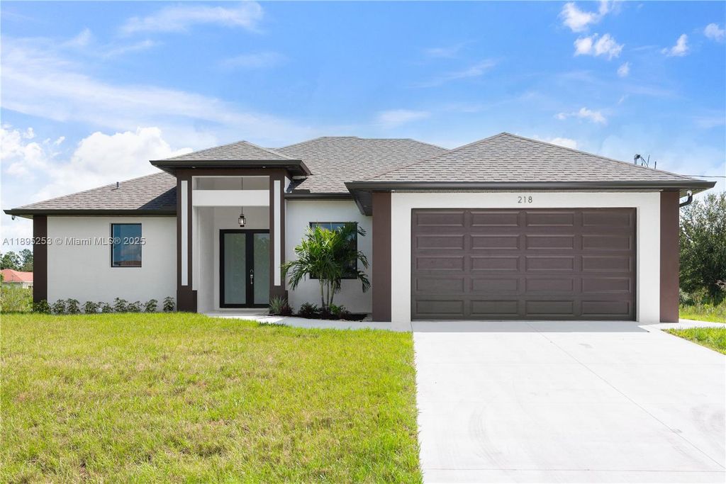 218 Irving, Lehigh Acres, FL 33936