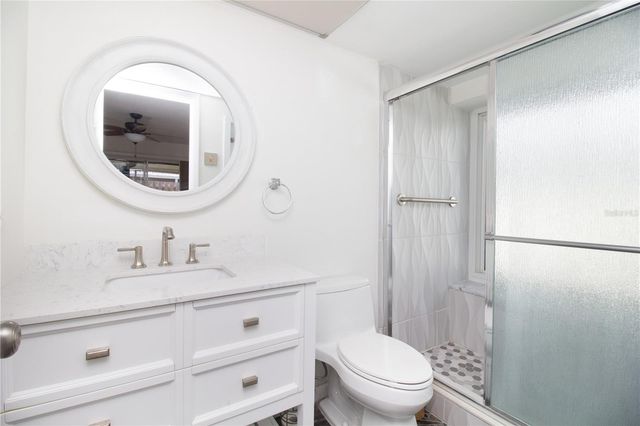 6575 GREEN VALLEY DRIVE, Seminole, FL 33777