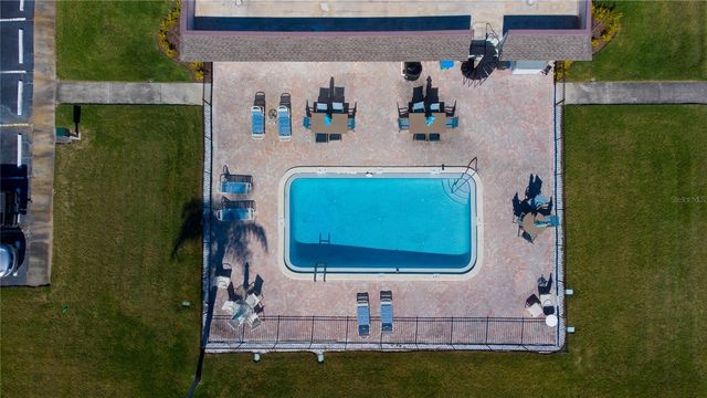 6575 GREEN VALLEY DRIVE, Seminole, FL 33777