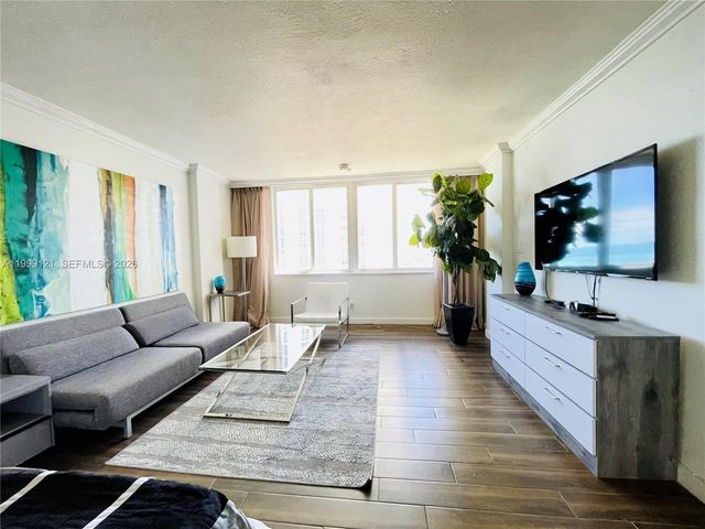 19201 Collins Avenue 504, Sunny Isles Beach, FL 33160