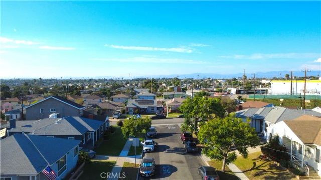 11516 S St Andrews, Los Angeles, CA 90047