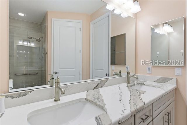 371 Spongecake Dr, Hardeeville, SC 29927