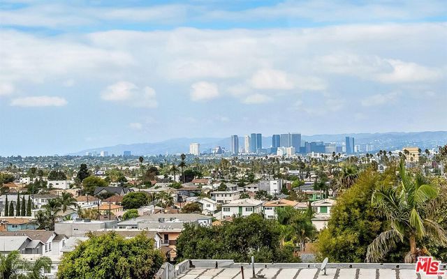 4703 Saturn Street, Los Angeles, CA 90019