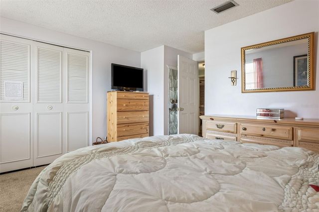 502 AVOCADO CIRCLE, Brandon, FL 33510