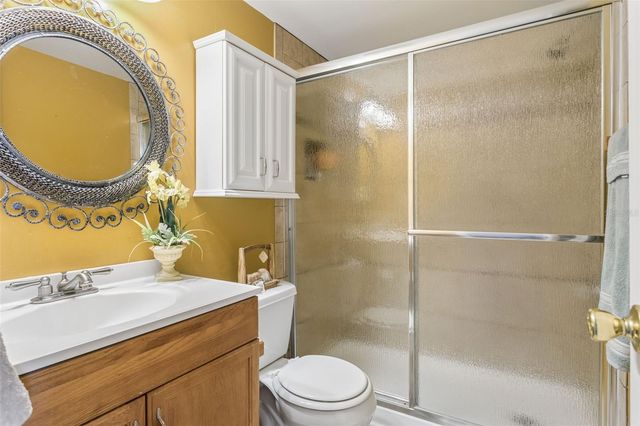 502 AVOCADO CIRCLE, Brandon, FL 33510