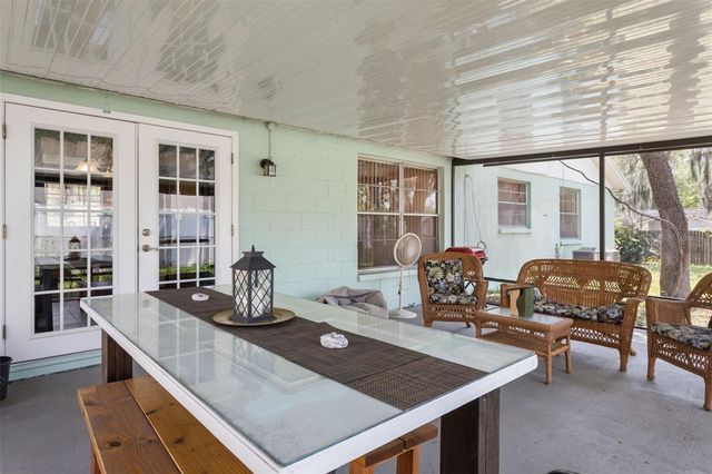 502 AVOCADO CIRCLE, Brandon, FL 33510