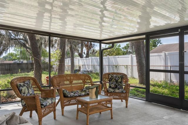 502 AVOCADO CIRCLE, Brandon, FL 33510